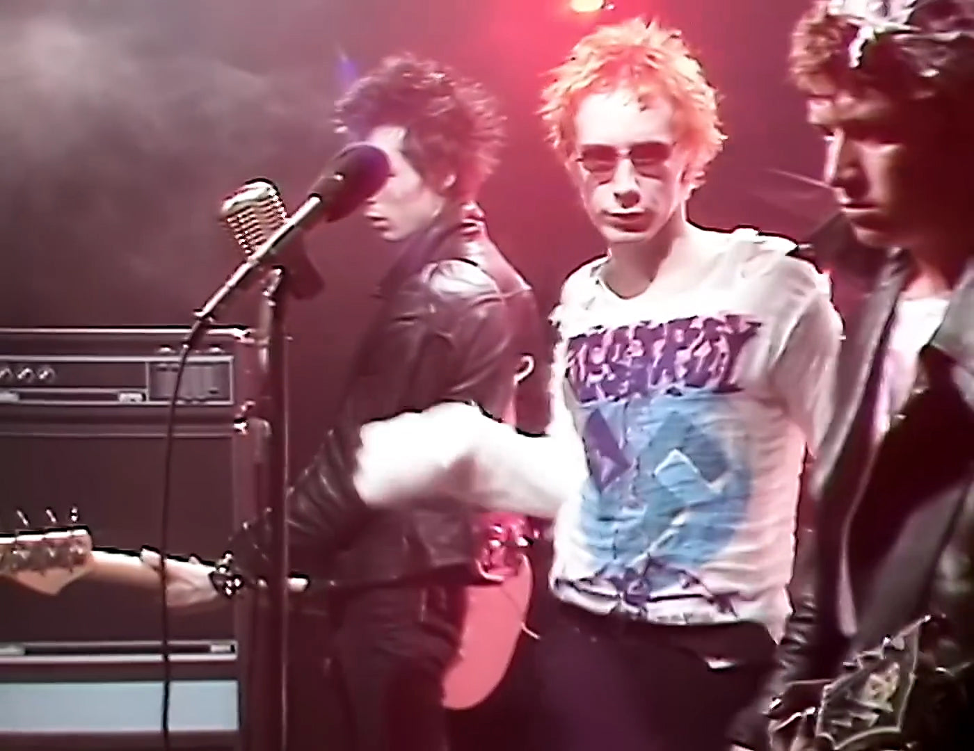 Destroy “pretty vacant” on white T-shirt or MUSLIN