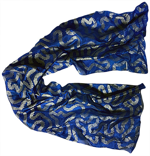 Silk scarf in blue with silver print - 135 x 35cms