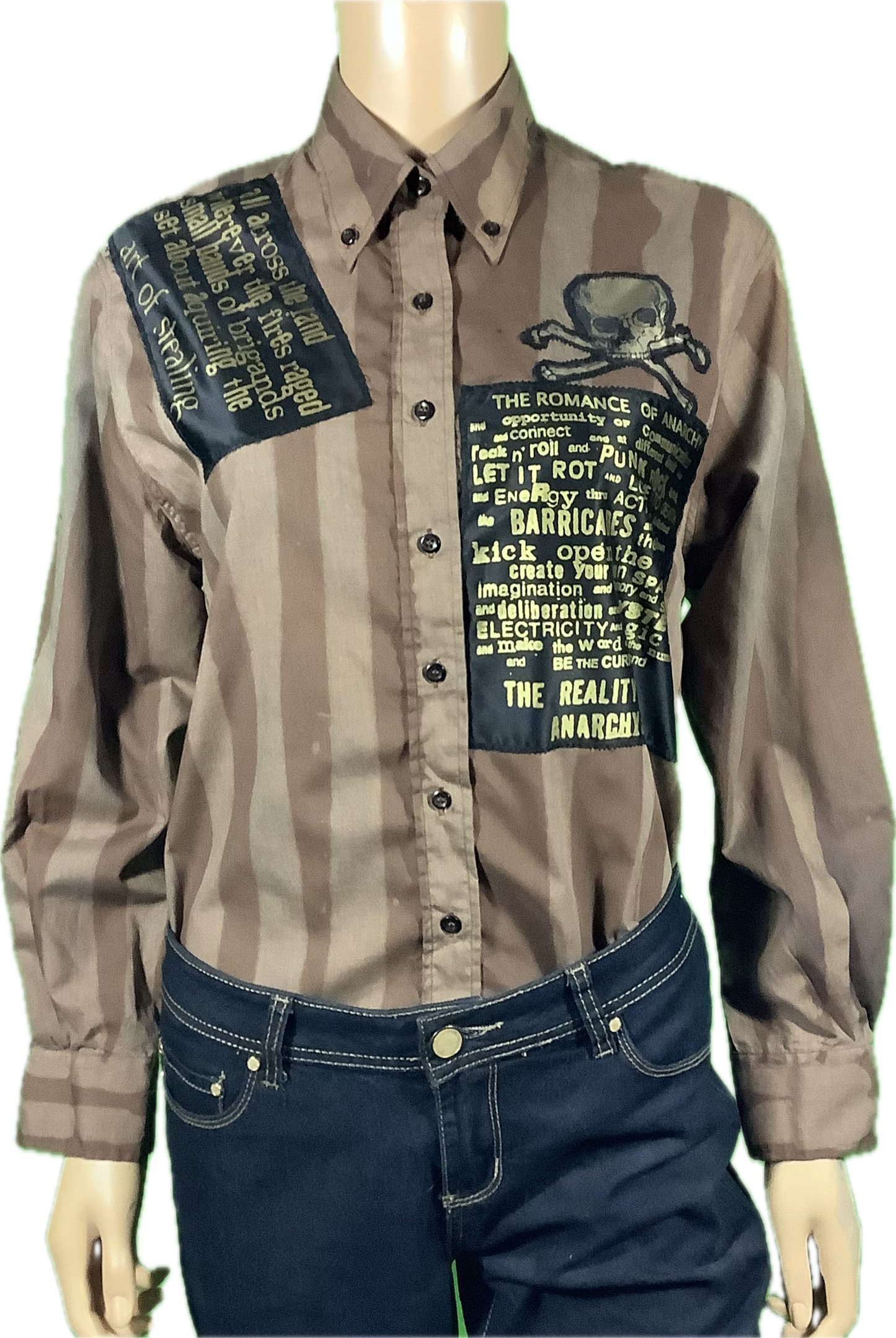 Sample: women’s shirt Romance of Anarchy - size 10/12