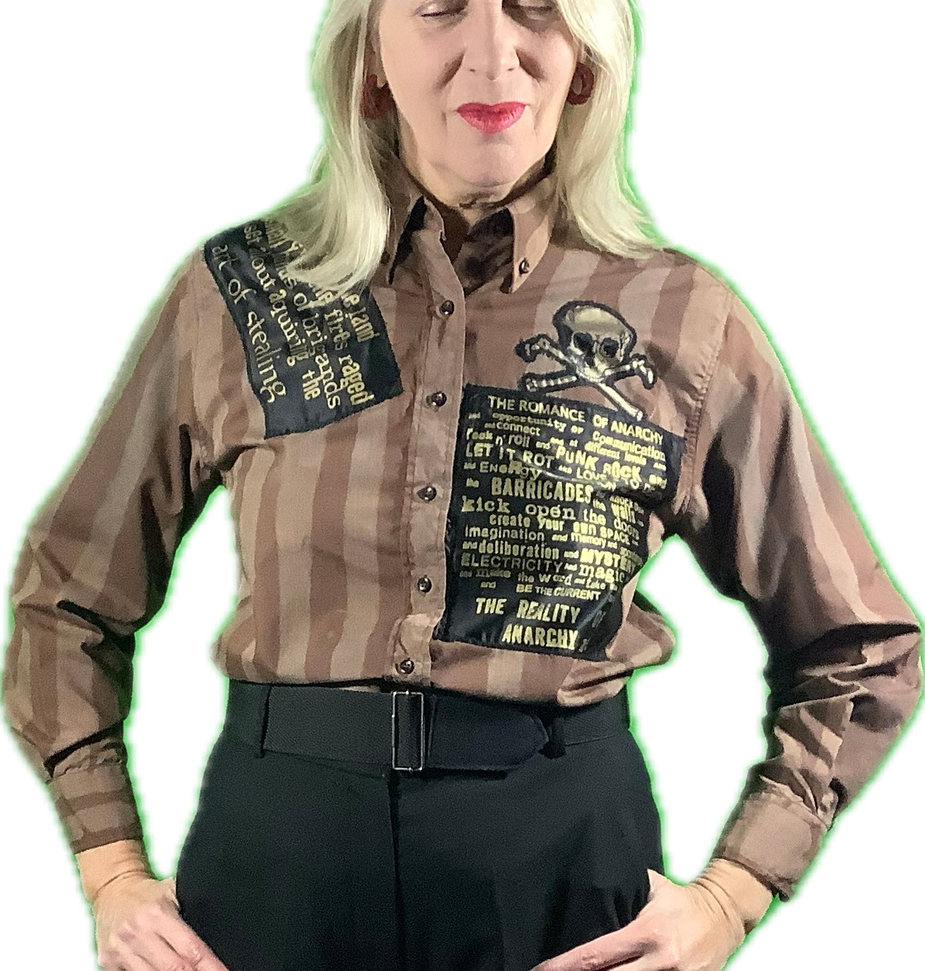 Sample: women’s shirt Romance of Anarchy - size 10/12