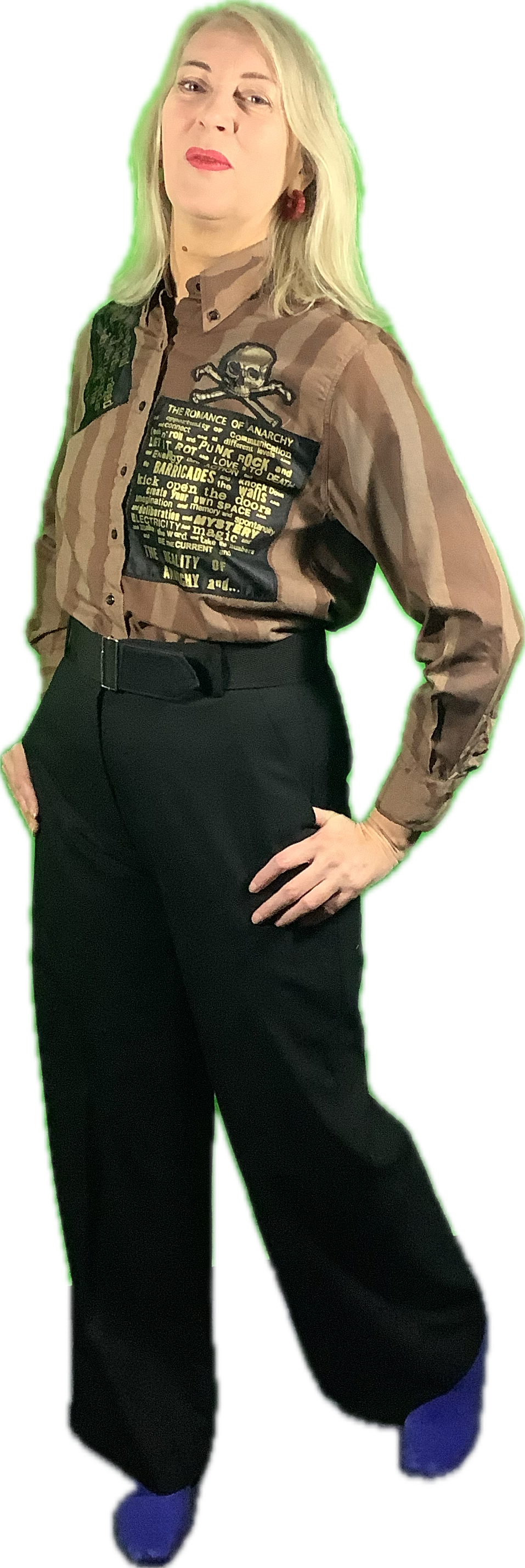 Sample: women’s shirt Romance of Anarchy - size 10/12