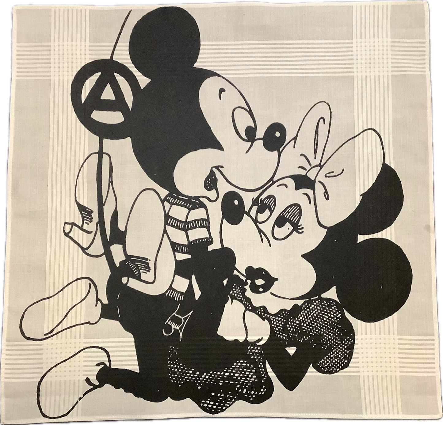 Mickey & Minnie in hanky panky!