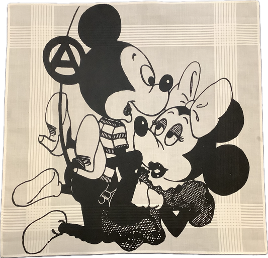 Mickey & Minnie in hanky panky!